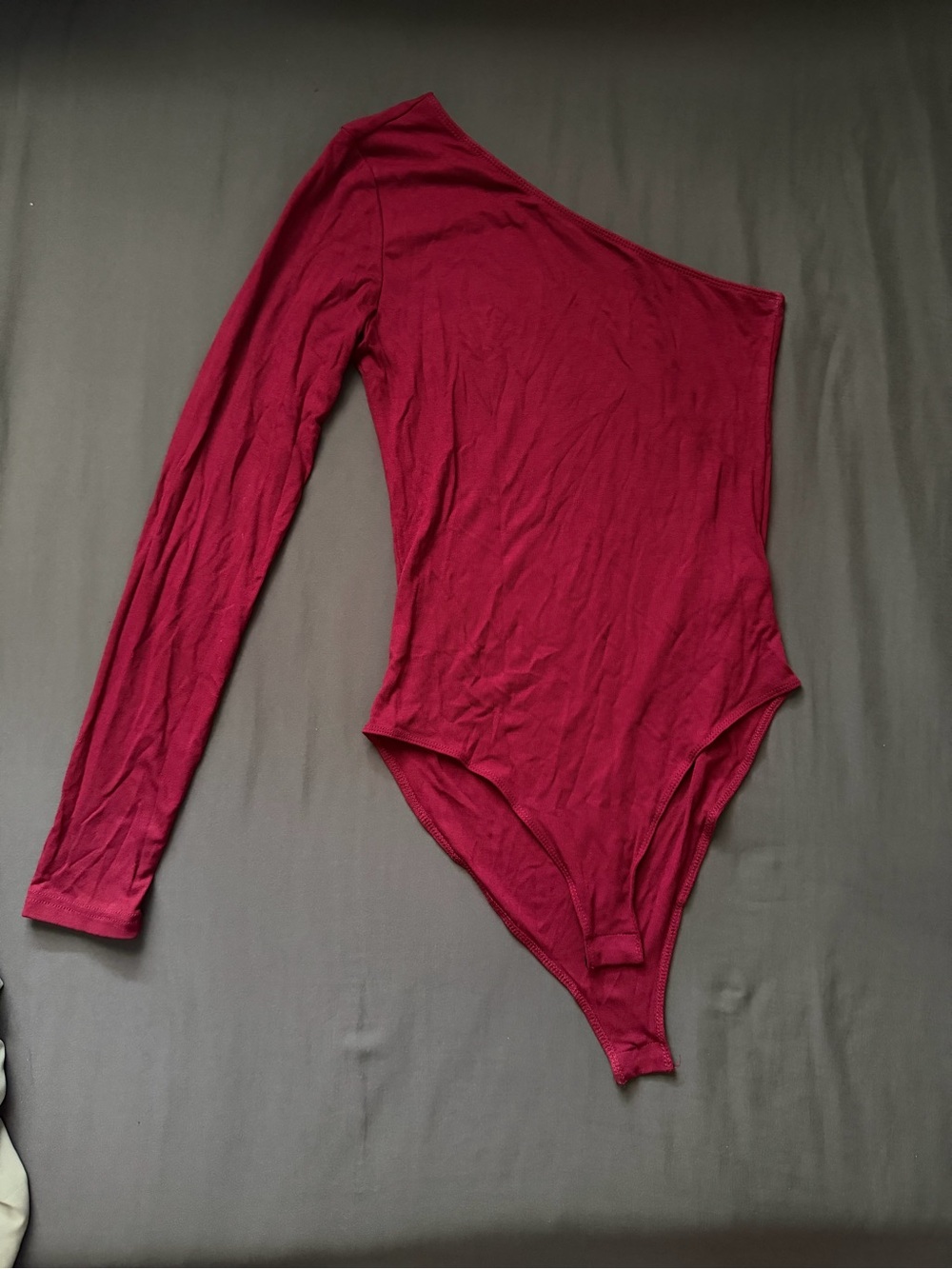 Asymmetric One-Shoulder Long-Sleeve Bodysuit - Burgundy
